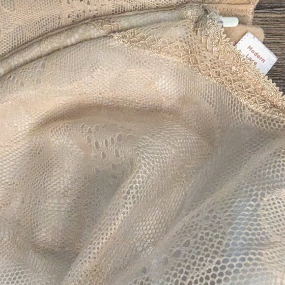 Lane Bryant Bra 44 E (DD) - Picture 3 of 6